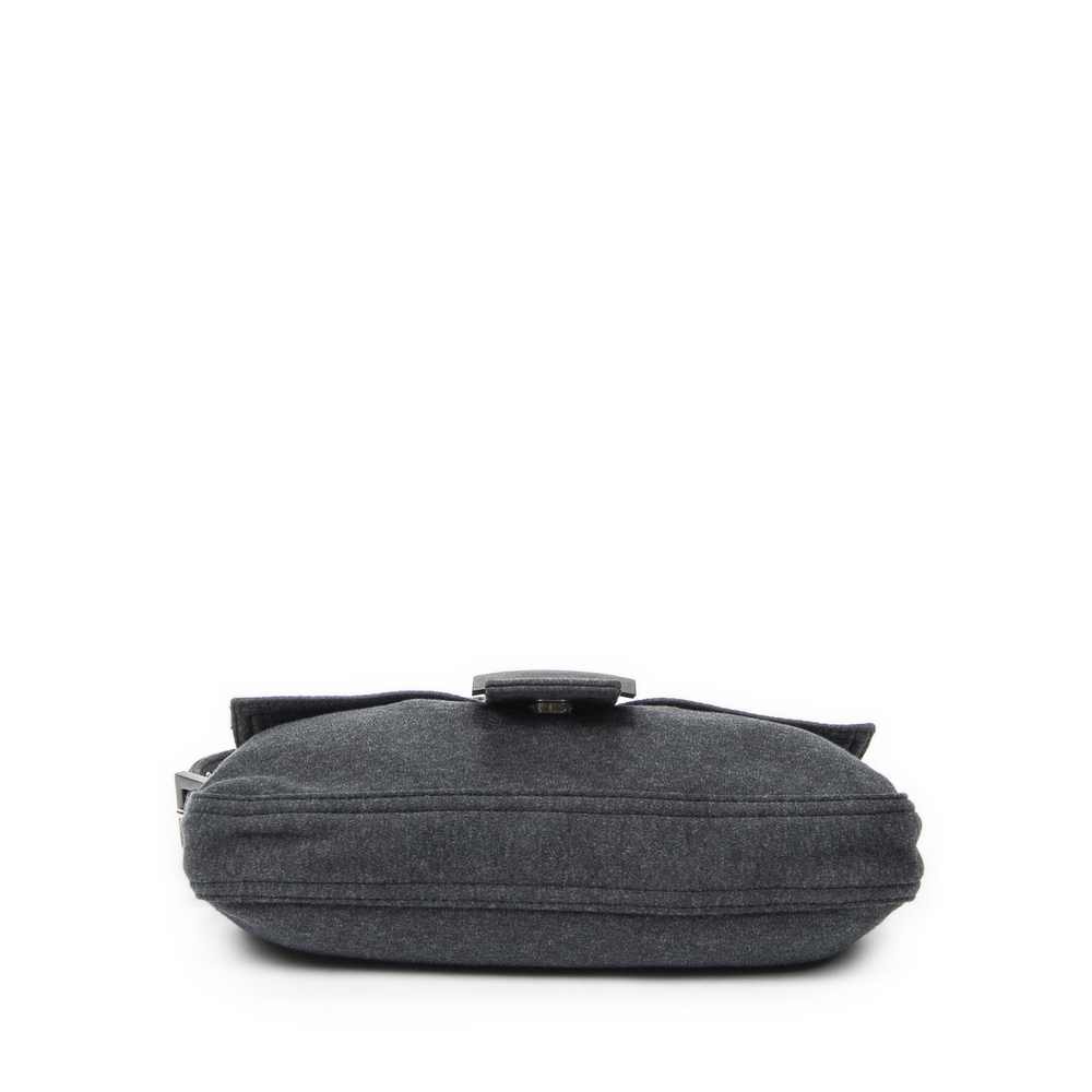 Fendi Baguette - Picture 6 of 10